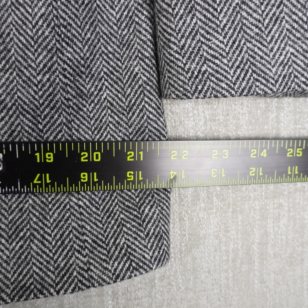 American Trend Mens 42 Gray Herringbone Lambs Wool Blend Blazer Jacket 2 Button - Picture 7 of 11